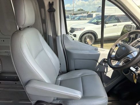 Used 2015 Ford Transit 150 130 Low Roof RWD image 11