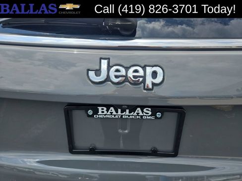 Used 2022 Jeep Compass Limited AWD/4WD image 38