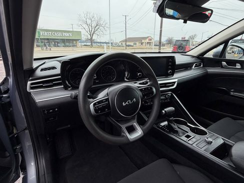 Used 2023 Kia K5 LXS image 11