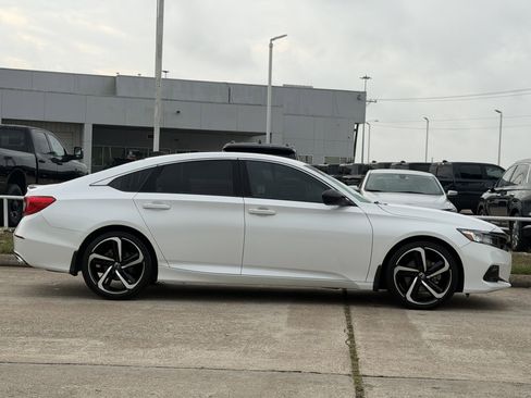 Used 2022 Honda Accord Sport Special Edition image 3