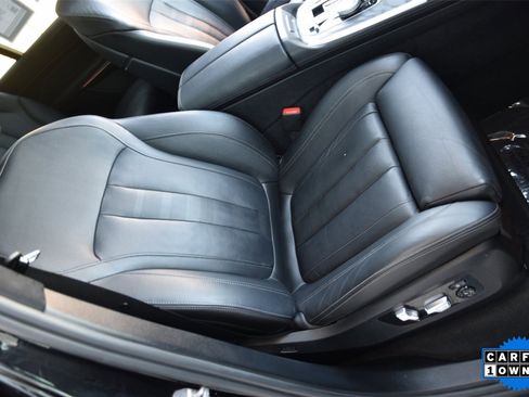 Used 2022 BMW X7 M50i w/ Cold Weather Package image 19