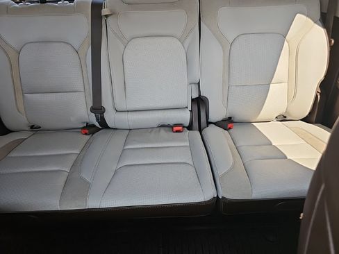 Used 2025 RAM 1500 Laramie AWD/4WD image 45