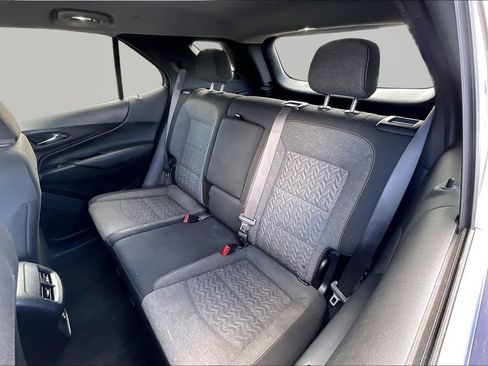 Used 2022 Chevrolet Equinox LT image 25