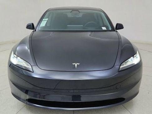 Used 2025 Tesla Model 3 Long Range image 13