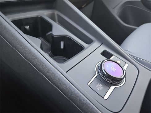 New 2026 Volkswagen Tiguan SE R-Line image 17