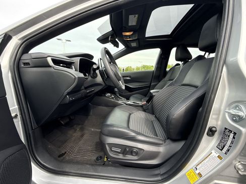Used 2022 Toyota Corolla XSE FWD image 11