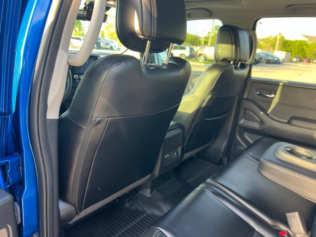 Used 2024 Nissan Frontier SL w/ Technology Package AWD/4WD image 23