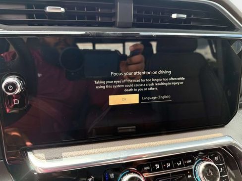 New 2026 GMC Sierra 1500 Denali w/ Denali Reserve Package AWD/4WD image 23