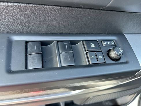 Used 2023 Toyota Sequoia Platinum AWD/4WD image 14