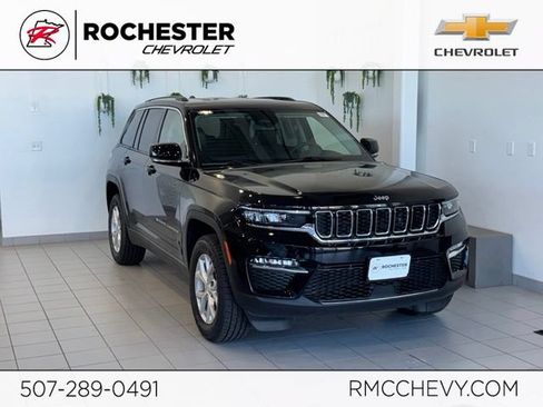 Used 2023 Jeep Grand Cherokee Limited w/ Trailer Tow Prep Group (B) AWD/4WD image 1