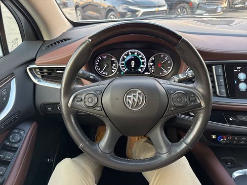 Used 2018 Buick Enclave Avenir w/ Avenir Technology Package image 20