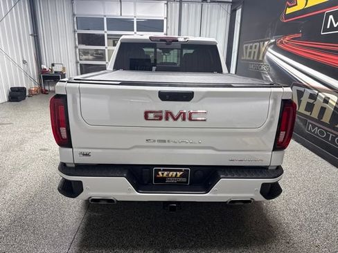 Used 2023 GMC Sierra 1500 Denali w/ Technology Package AWD/4WD image 19