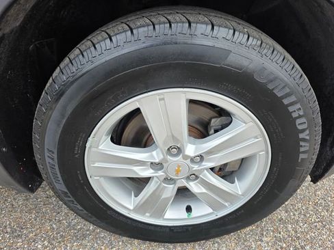 Used 2020 Chevrolet Trax LT w/ LT Convenience Package image 9