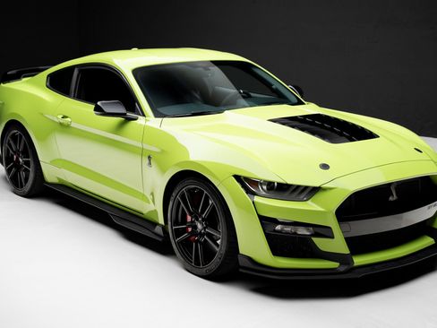 Used 2020 Ford Mustang Shelby GT500 w/ Technology Package image 43