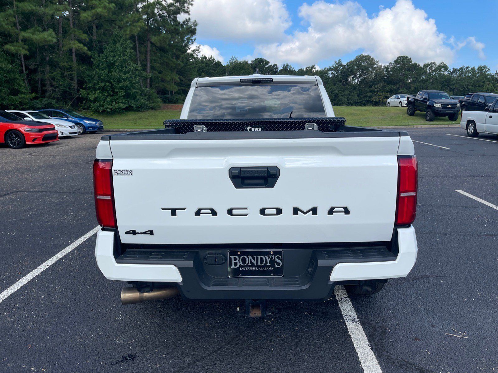 Used 2024 Toyota Tacoma TRD Off-Road AWD/4WD image 15