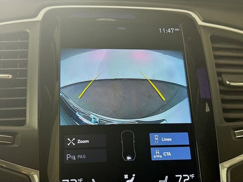 Used 2021 Volvo XC90 T6 Momentum image 15