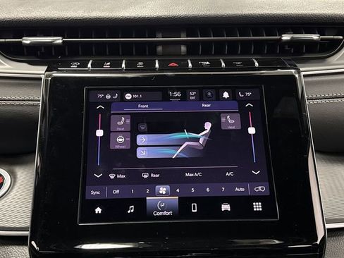 New 2025 Jeep Grand Cherokee L Altitude image 19