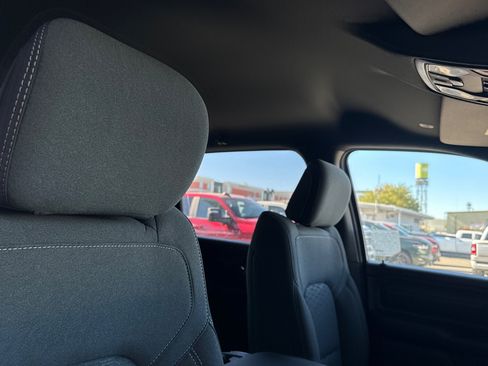 New 2026 RAM 1500 Express AWD/4WD image 15