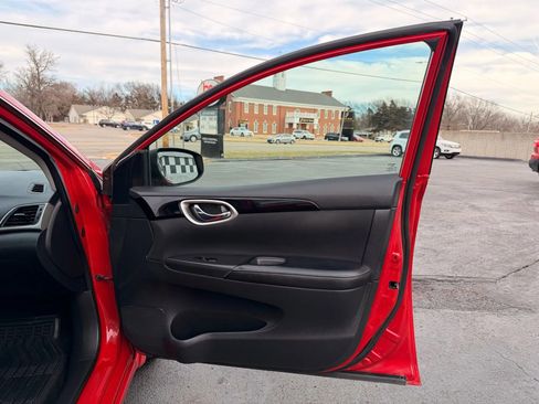 Used 2018 Nissan Sentra SV image 27