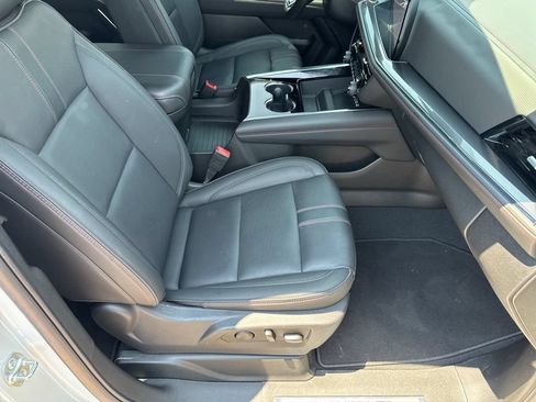Used 2025 Chevrolet Tahoe RST w/ RST Capability Package AWD/4WD image 26