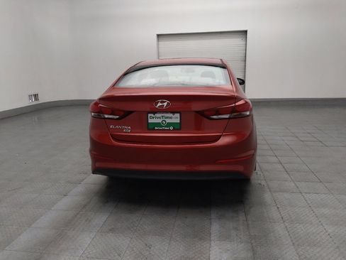 Used 2018 Hyundai Elantra SE image 7