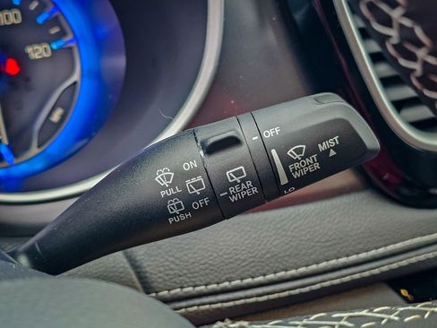 New 2026 Chrysler Pacifica Select image 17