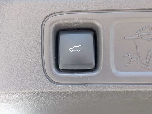 Used 2021 Ford Expedition Limited RWD image 13