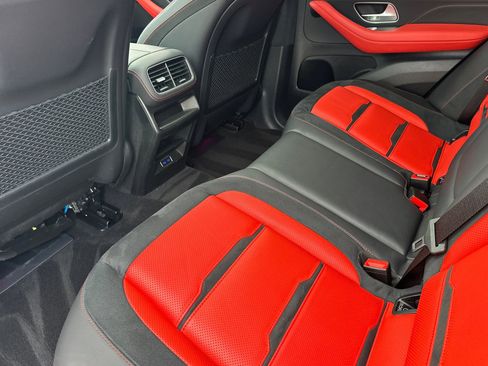 Used 2025 Mercedes-Benz GLE 63 AMG S image 12