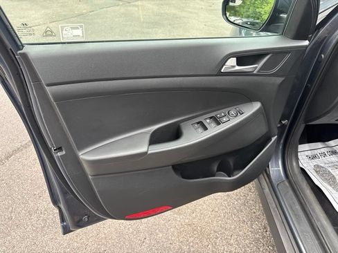 Used 2019 Hyundai Tucson SE AWD/4WD image 10
