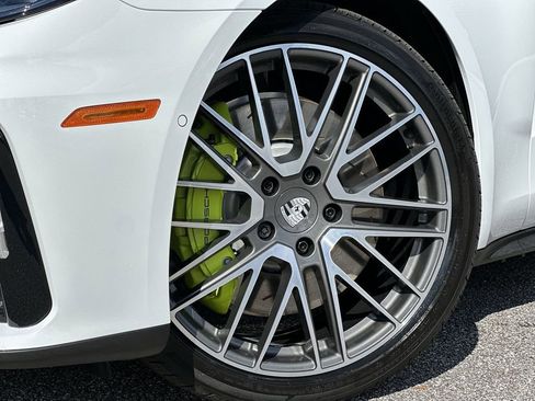 New 2026 Porsche Panamera 4 image 14