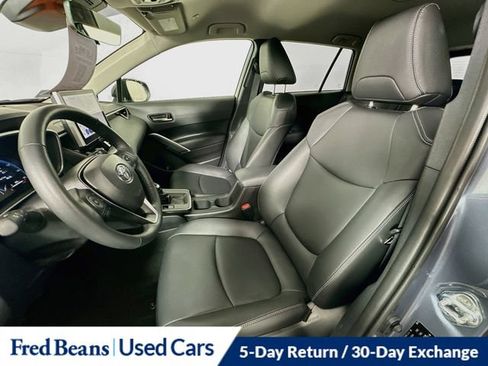 Used 2026 Toyota Corolla Cross XLE AWD/4WD image 27