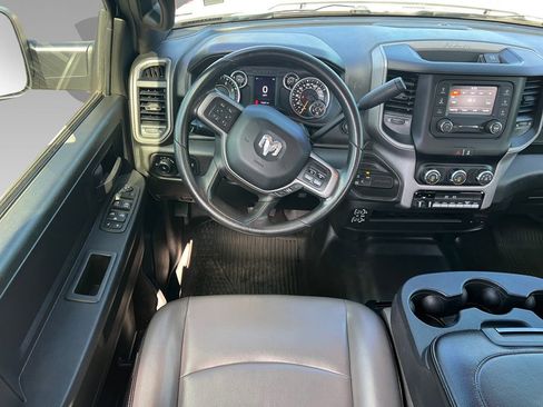 Used 2022 RAM 2500 Tradesman w/ Chrome Appearance Group image 13