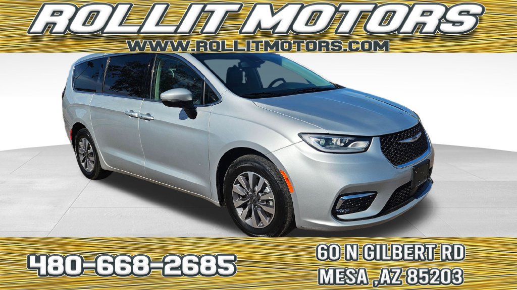 Used 2023 Chrysler Pacifica Touring-L FWD image 1