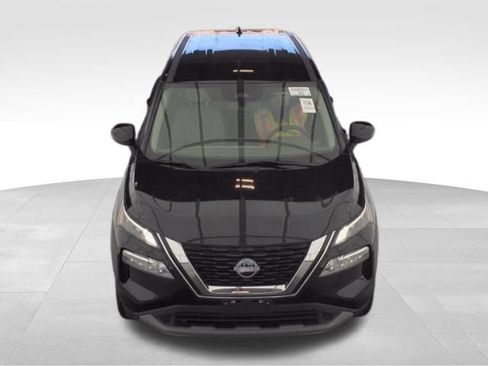 Used 2023 Nissan Rogue SV AWD/4WD image 2