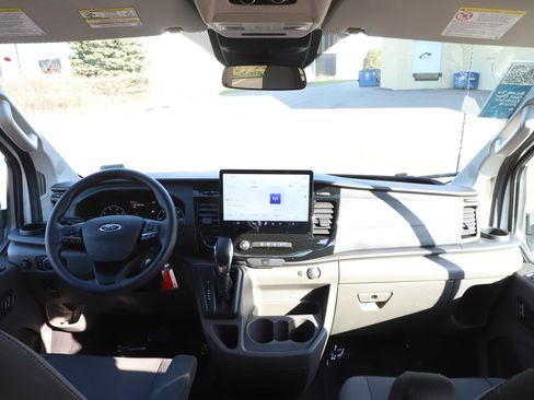 Used 2024 Ford Transit 350 XLT image 13