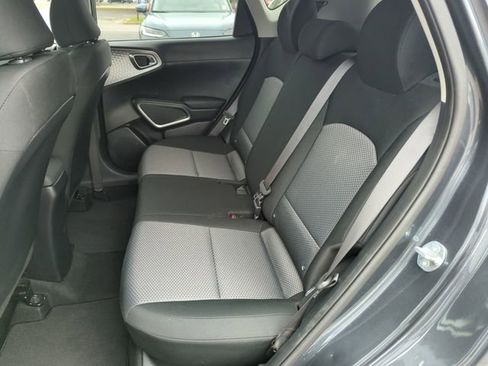 Used 2024 Kia Soul LX w/ Option Group 015 FWD image 27