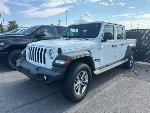 Used 2020 Jeep Gladiator Sport w/ Quick Order Package 24S AWD/4WD image 1