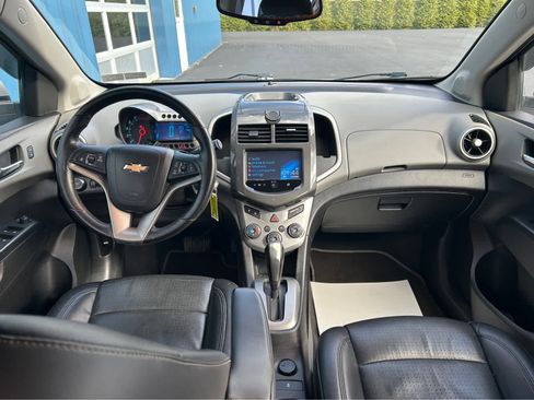 Used 2015 Chevrolet Sonic LTZ image 8
