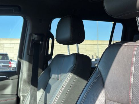 Used 2021 Chevrolet Suburban RST w/ Luxury Package image 12