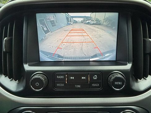 Used 2016 GMC Canyon SLE w/ SLE Convenience Package RWD image 9