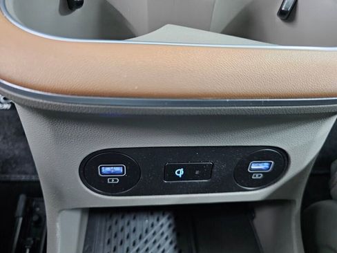 Used 2024 Hyundai Ioniq 5 Limited image 27