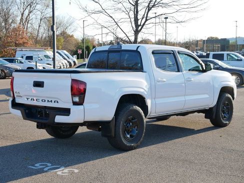 Used 2019 Toyota Tacoma SR image 8