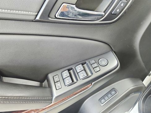 Used 2019 GMC Yukon XL SLT w/ Open Road Package image 37