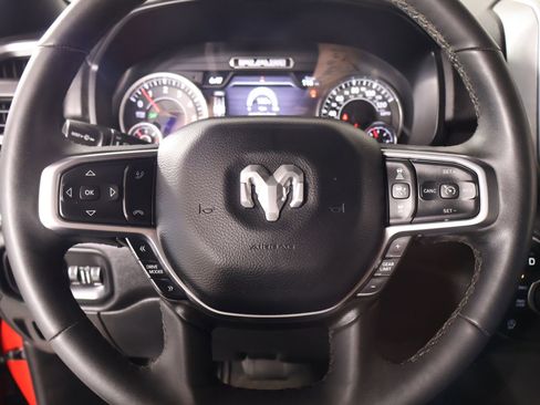 Used 2025 RAM 1500 Big Horn AWD/4WD image 3