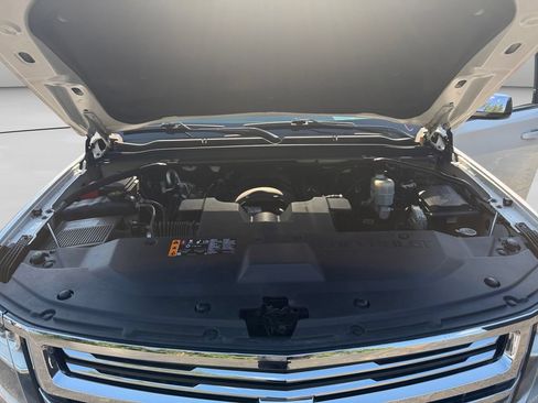 Used 2019 Chevrolet Tahoe Premier w/ Premier Plus Edition AWD/4WD image 23