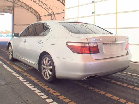 Used 2008 Lexus LS 460 image 2