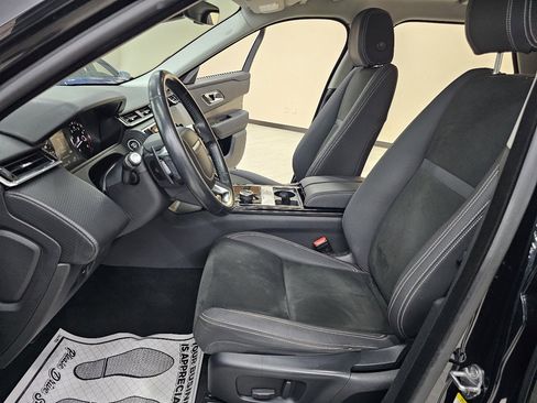Used 2018 Land Rover Range Rover Velar image 16
