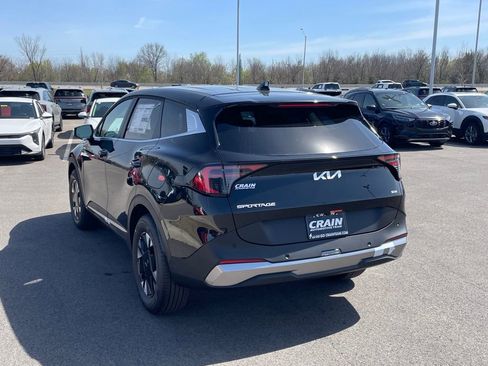 New 2026 Kia Sportage LX FWD image 5