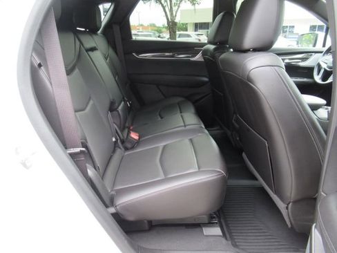 Used 2024 Cadillac XT5 Sportv w/ LPO, Floor Liner Package AWD/4WD image 34