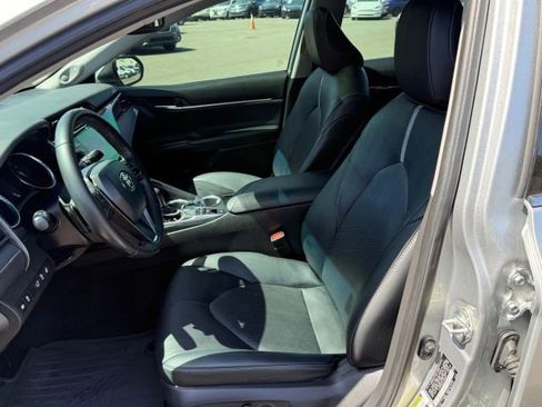 Used 2020 Toyota Camry XSE w/ Navigation Package AWD/4WD image 17